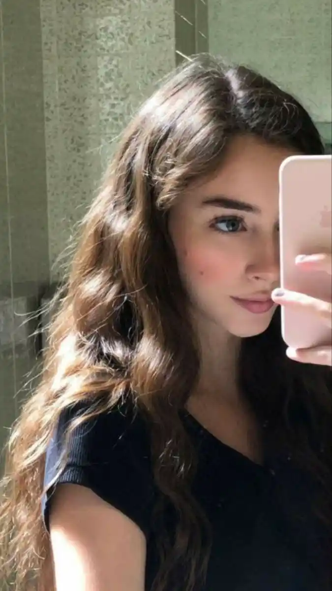 attitude instagram dp for girls stylish