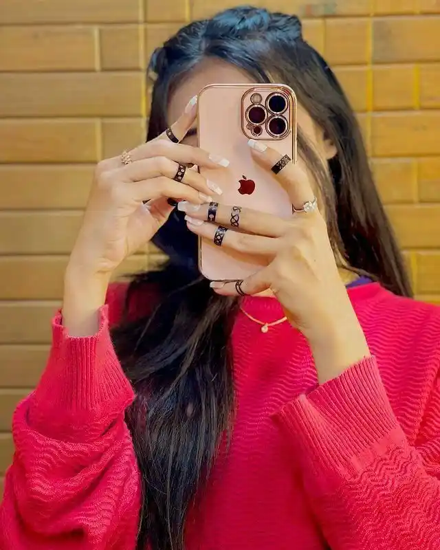 black-dress-cute-girl-dp