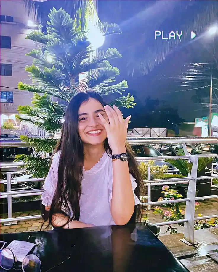 girl-pic-anime-black