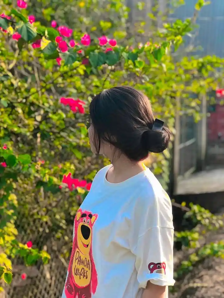 hidden face girl dp
