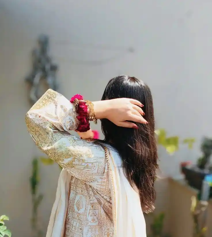 hide face girl pic