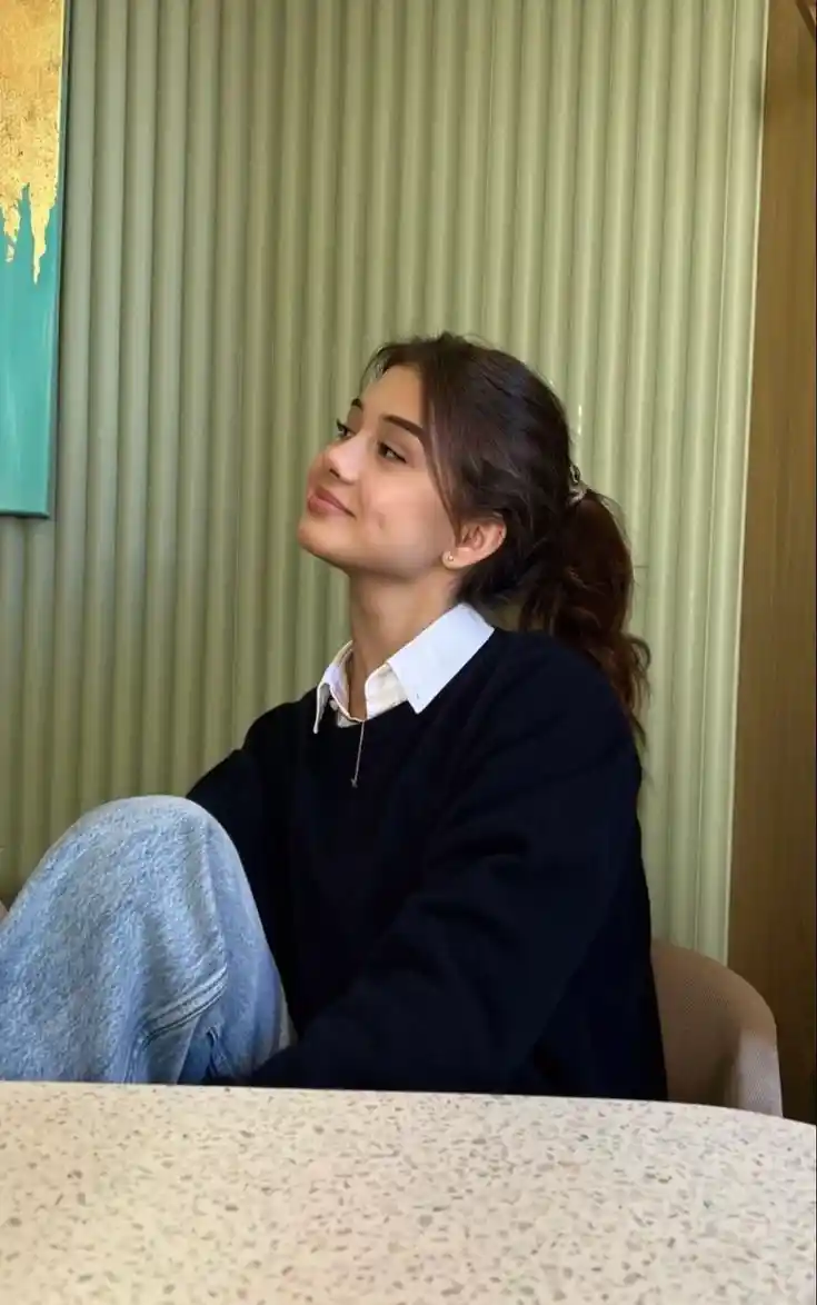 instagram dp for girls aesthetic simple