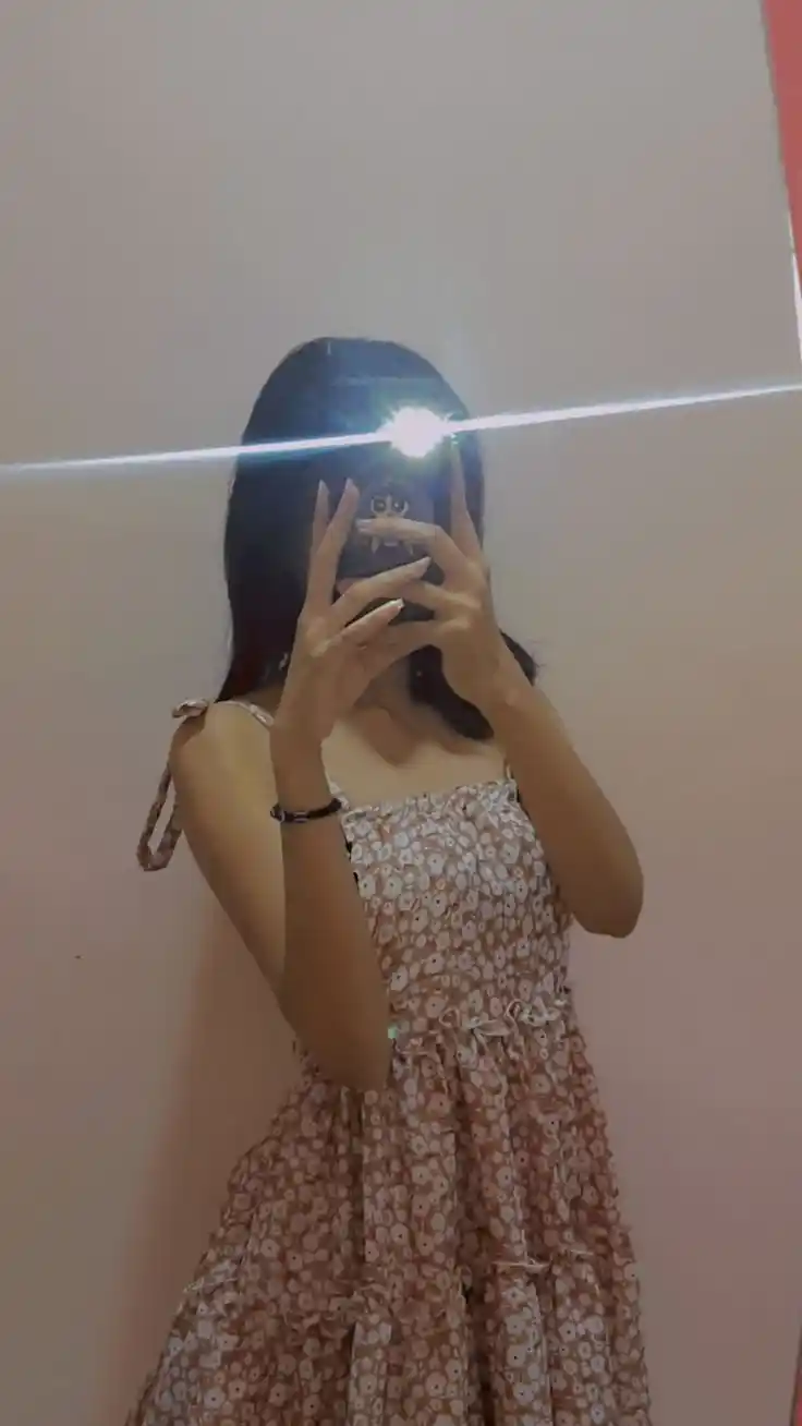 village girl photo