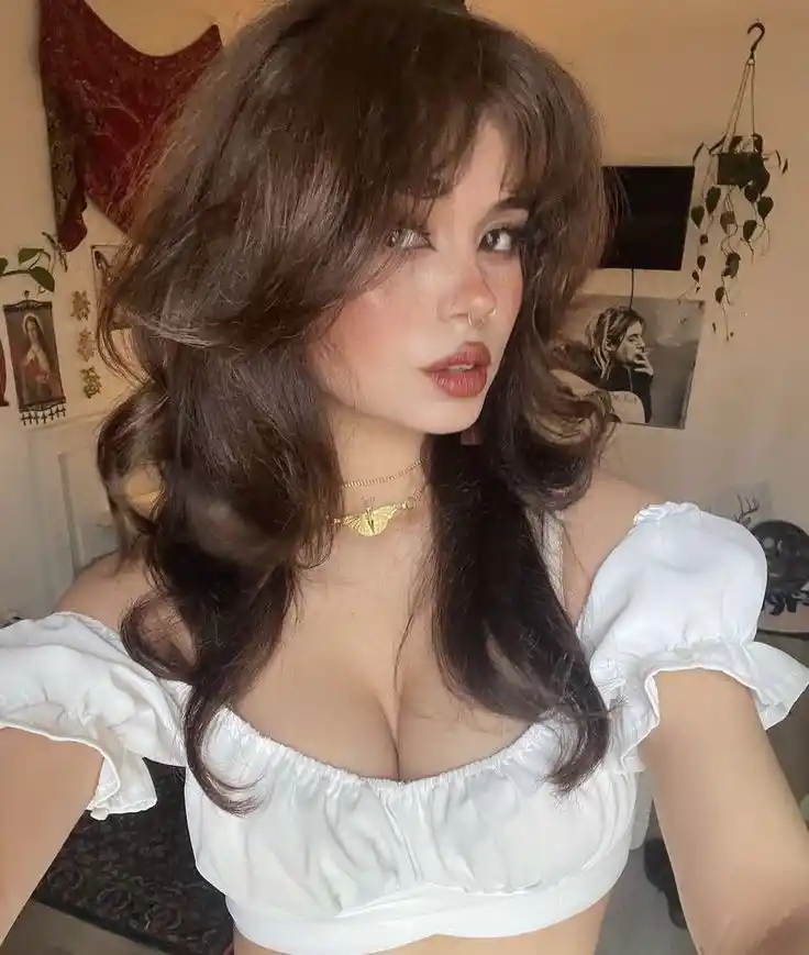 whatsapp dp for girls alone attitude