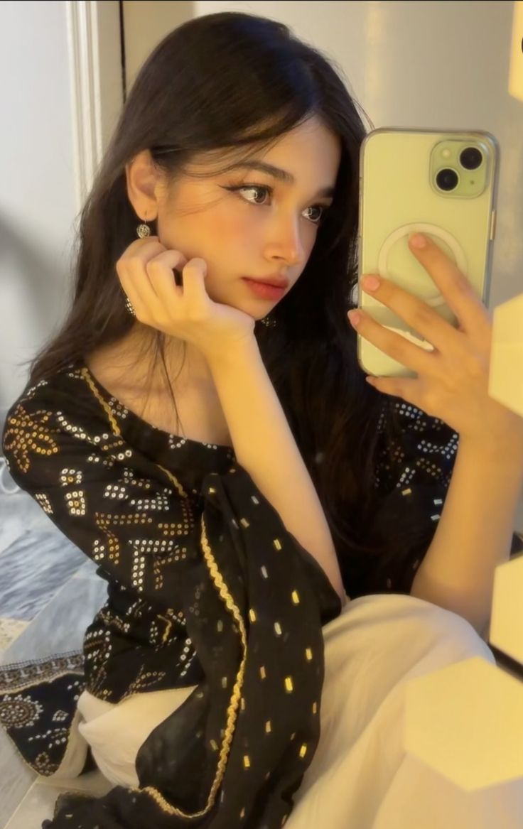 Cute Girl Pic for Dp