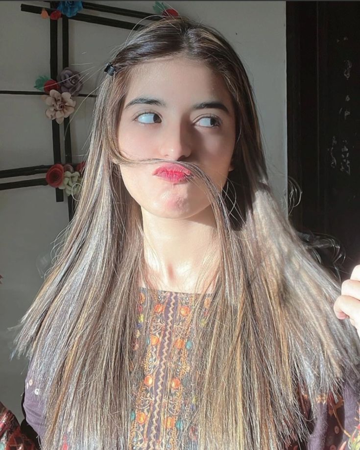 Cute Girl Pic for Instagram