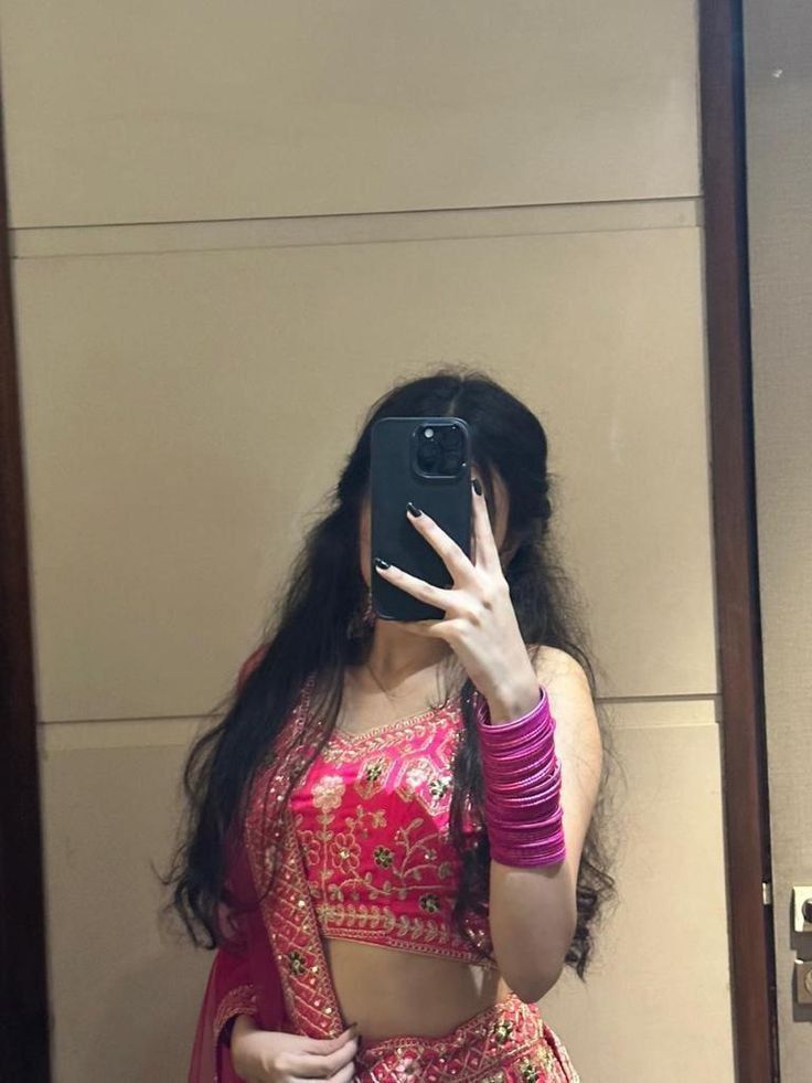 Hide Face Cute Girl Profile Pictures