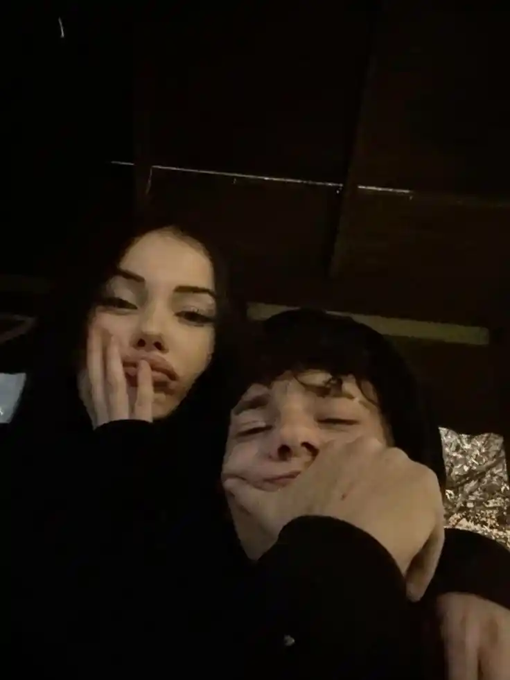 a love b dpz
