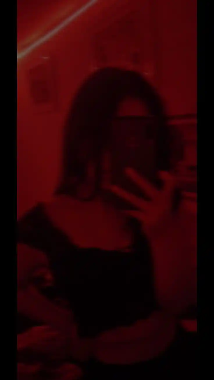 aesthetic blur girl photo