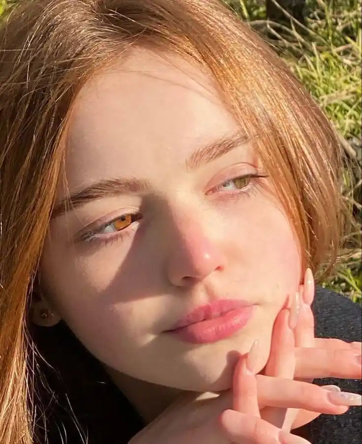 crying eyes dp for whatsapp