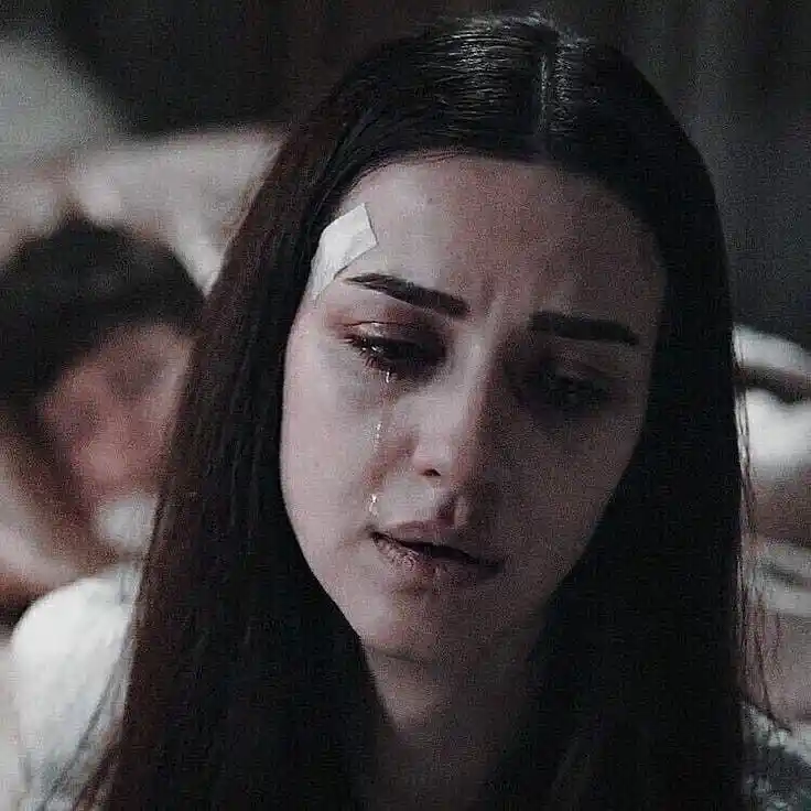 cute sad girl dpz