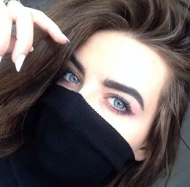 hijab girl eyes dp for instagram