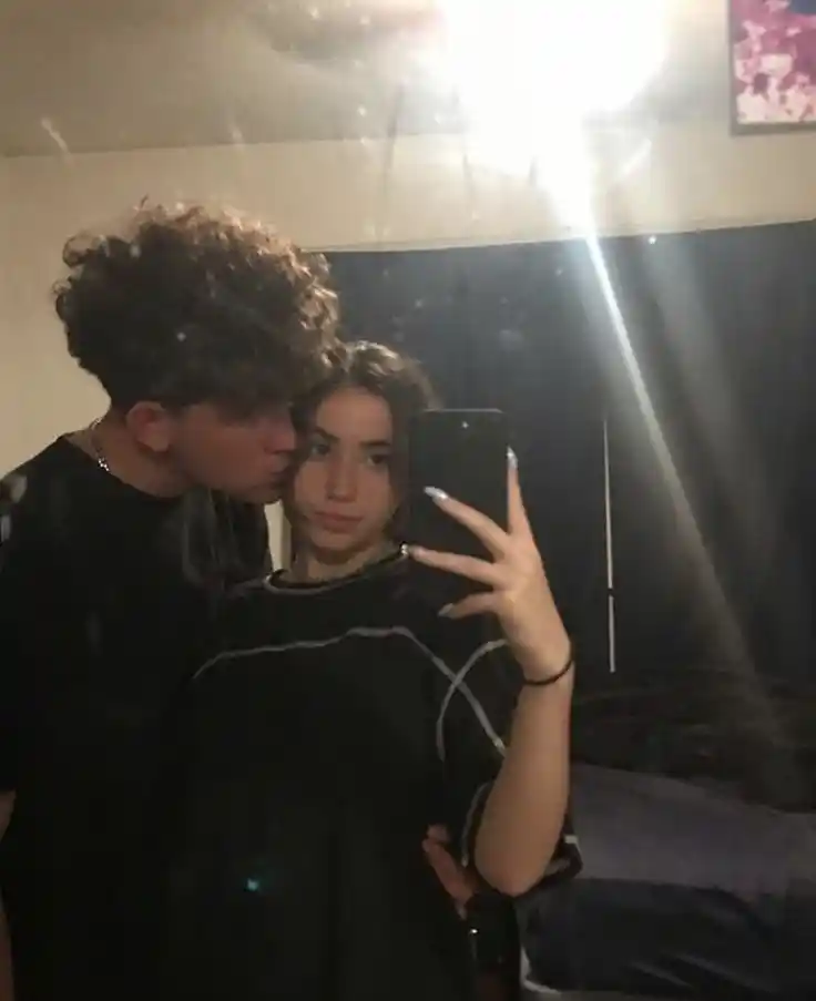 love couple dp for instagram anime