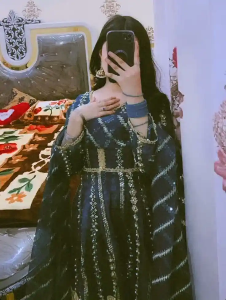 mirror selfie dp girl aesthetic 52