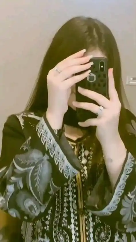 mirror selfie dp girl black 33