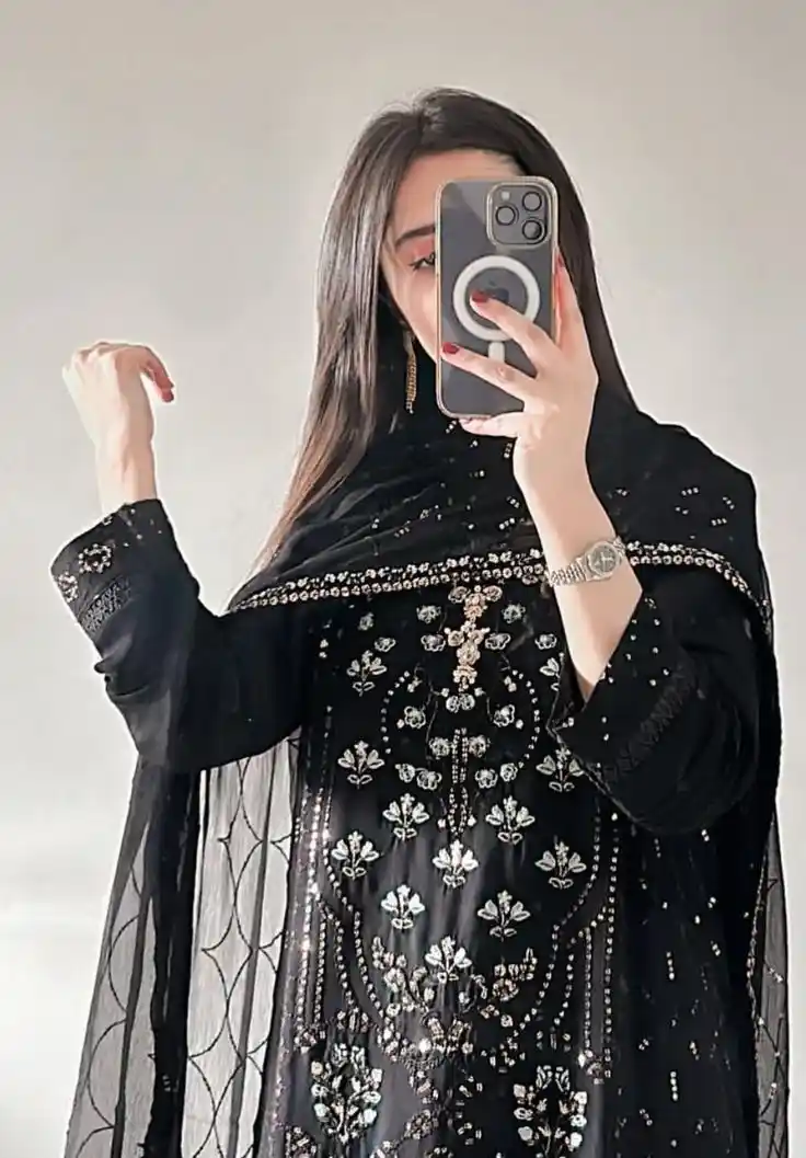 mirror selfie dp girl black 53