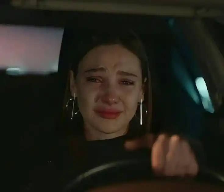 sad dp girl broken heart